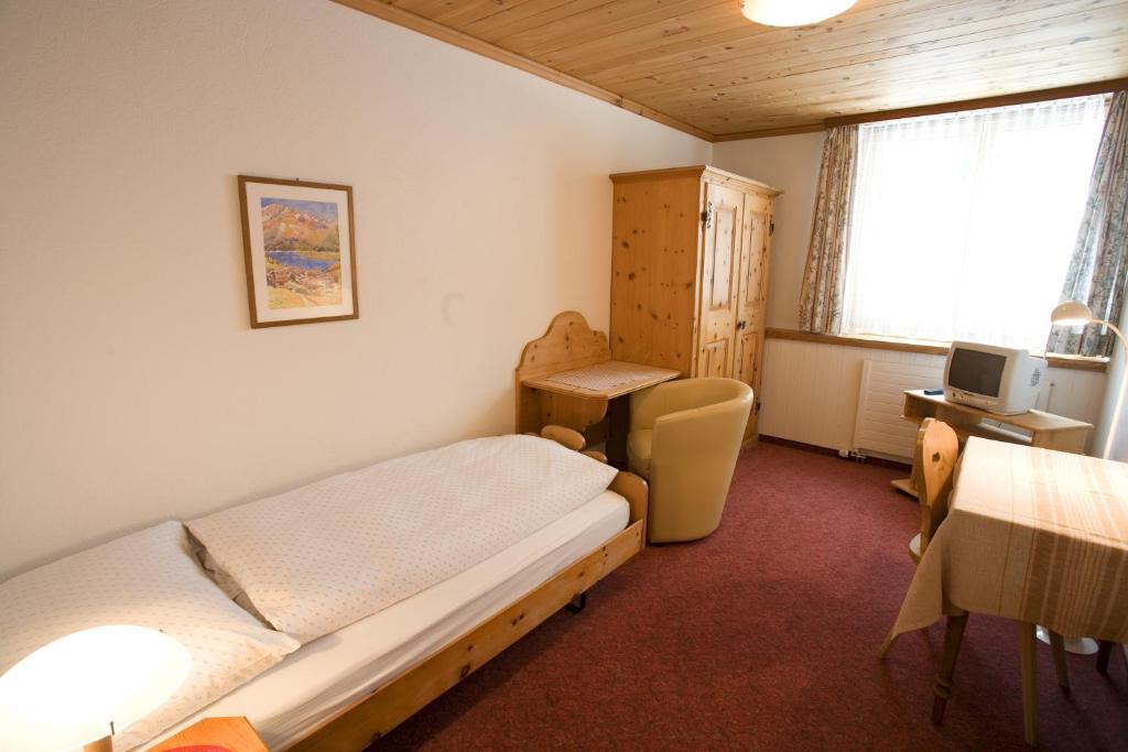 Hotel Seraina Sils Maria Kamer foto