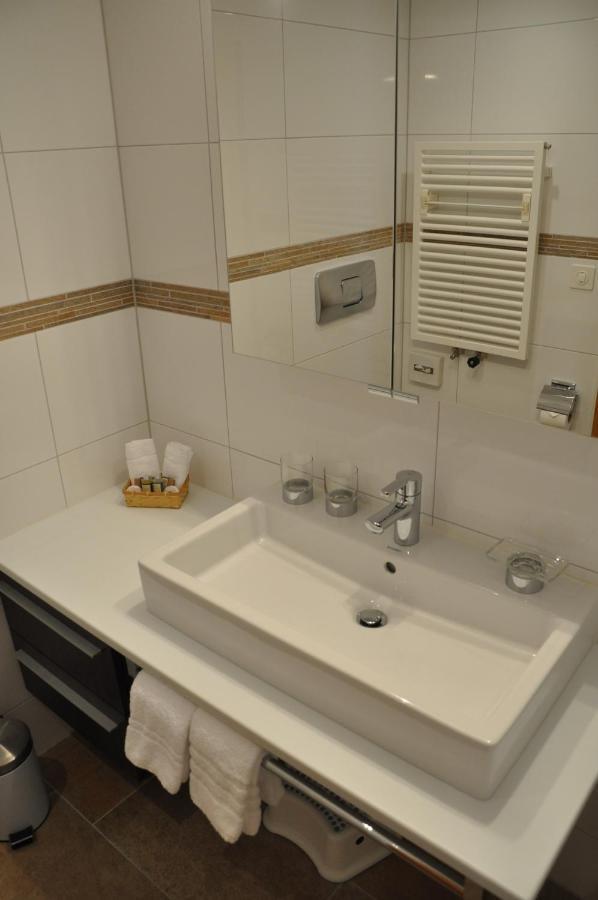 Hotel Seraina Sils Maria Kamer foto