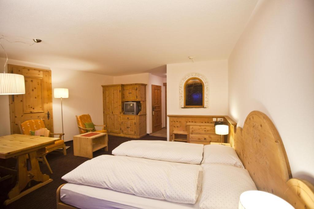 Hotel Seraina Sils Maria Kamer foto